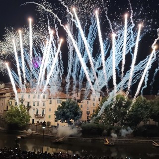 La “leggenda della Michetta di Dolceacqua” protagonista dello spettacolo pirotecnico musicale