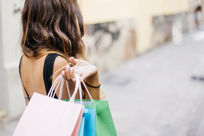 Una pausa dallo shopping? I centri commerciali offrono anche tanto intrattenimento Una pausa dallo shopping? I centri commerciali offrono anche tanto intrattenimento