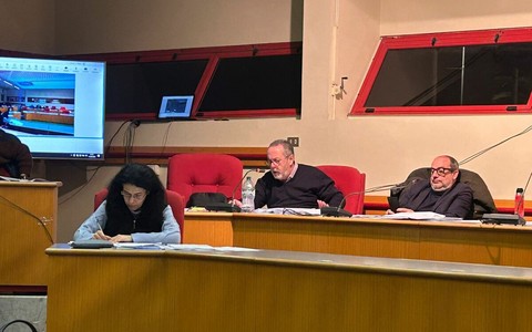 Taggia, bocciato l’emendamento di Federico sul degrado urbano: “Strade rotte e rinvii, questa è una scelta politica”