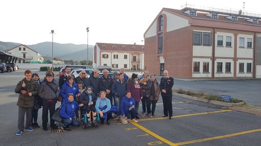 Da Sanremo ad Albenga: gli atleti della Polisportiva Dilettantistica IntegrAbili in visita al Nucleo Elicotteri dei Carabinieri