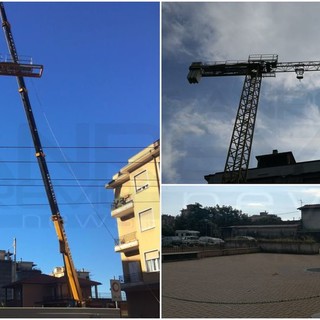 Vallecrosia: iniziato lo smantellamento della gru nel cantiere dell’ex Hotel Impero, Biasi “Abbiamo convinto la proprietà ad attivarsi per la messa in sicurezza dell’area” (Video)