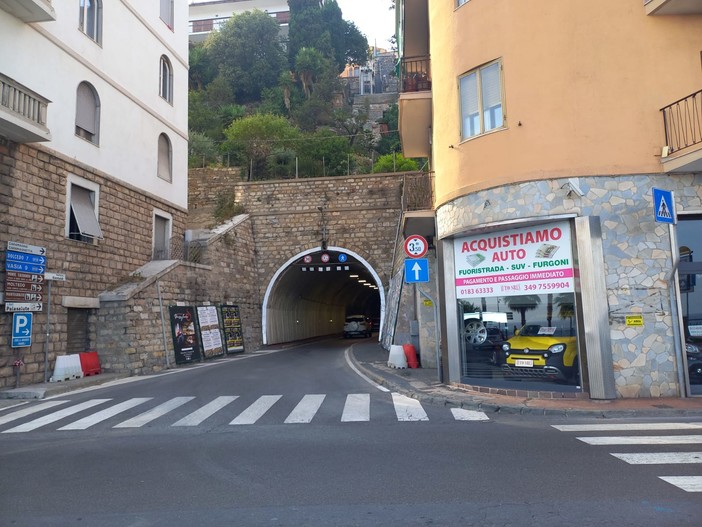 Imperia, riaperta al traffico galleria Gastaldi Imperia, riaperta al traffico galleria Gastaldi