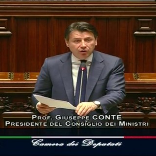 Coronavirus, Conte in Parlamento: "Lavoriamo per garantire ulteriore accesso alla liquidità, stanziamenti per altri 25 miliardi" Coronavirus, Conte in Parlamento: "Lavoriamo per garantire ulteriore accesso alla liquidità, stanziamenti per altri 25 miliardi"