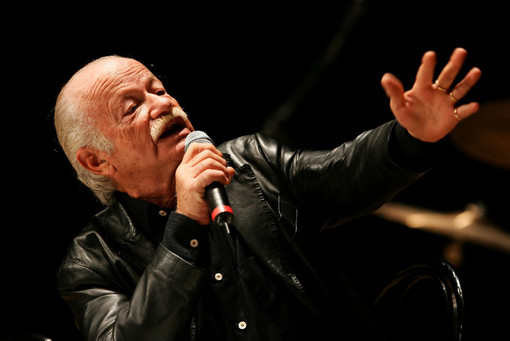 È morto Gino Paoli, gigante della canzone d’autore: da Sanremo al Tenco, una vita nella musica italiana