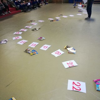 Ospedaletti: "Il grande gioco dell'oca sui libri", si consolida il rapporto tra la scuola De Amicis e la biblioteca D'Annunzio