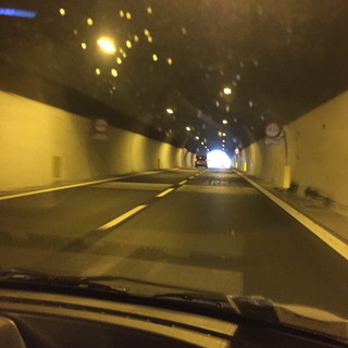 Arma di Taggia: momenti di paura questa sera per un'auto in contromano sull'Aurelia Bis Arma di Taggia: momenti di paura questa sera per un'auto in contromano sull'Aurelia Bis