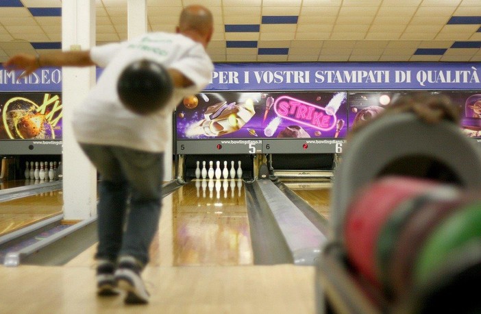 Da domani si torna in pista, finalmente riapre il bowling di Diano nel rispetto delle norme generali sul distanziamento