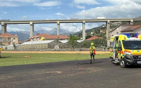 Ventimiglia, cade a scuola e si ferisce: si alza in volo l'elisoccorso (Foto)