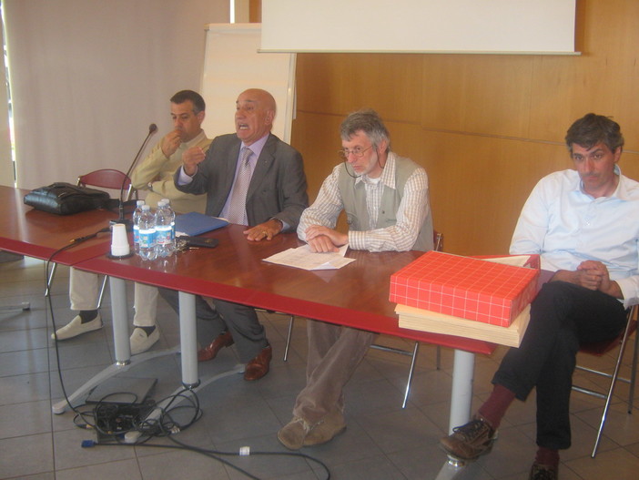 Imperia: l'assessore Giacomo Raineri interviene sulla sicurezza del rete stradale e sugli sforzi per garantirla Imperia: l'assessore Giacomo Raineri interviene sulla sicurezza del rete stradale e sugli sforzi per garantirla