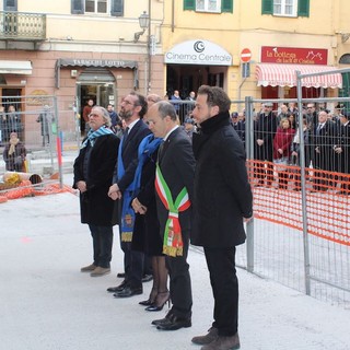 Imperia: "Giorno della Memoria", la cerimonia in piazza Fratelli Serra ed all'Università. Natta "Olocausto, abominio che non va dimenticato"