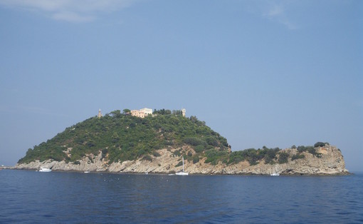 Da Diano Marina a bordo della Dea Diana verso l'Isola Gallinara, un patrimonio tutto da scoprire