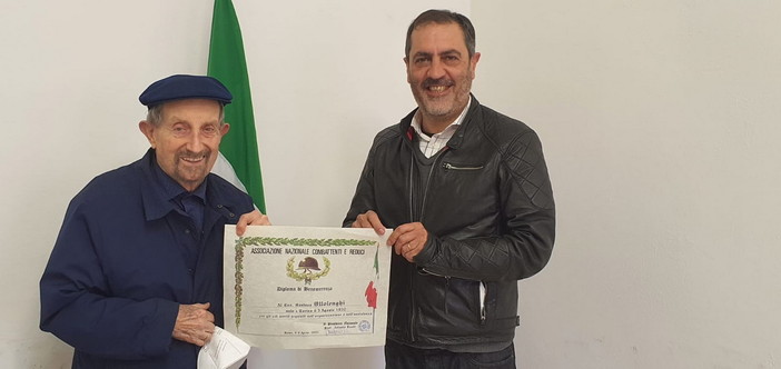 Claudio Sparago nominato Presidente dell’Associazione Combattenti e Reduci, sezione di Sanremo Claudio Sparago nominato Presidente dell’Associazione Combattenti e Reduci, sezione di Sanremo