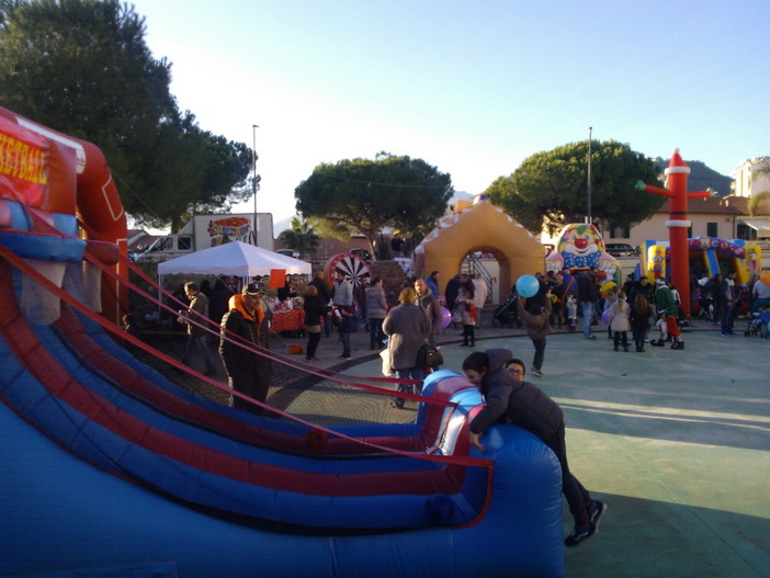 Vallecrosia: con la festa dei Bambini di oggi pomeriggio inizia una tre giorni di festeggiamenti Vallecrosia: con la festa dei Bambini di oggi pomeriggio inizia una tre giorni di festeggiamenti