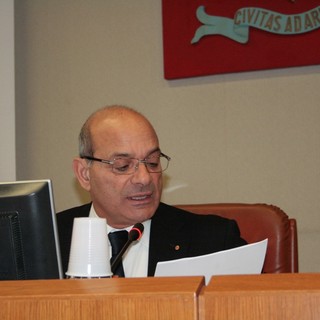 Consiglio Comunale rovente a Ventimiglia: Il Presidente Campagna bersaglio di fuochi incrociati. Raco (Fli) “Lo Denuncerò”