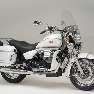 Arma Taggia: domani prima riunione del neonato club per gli amanti della moto Guzzi