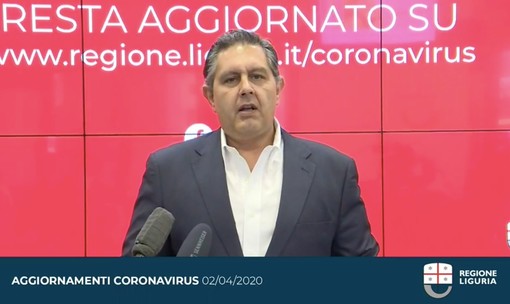 Coronavirus, Toti: "Dati lievemente positivi, ma state a casa altrimenti peggioreranno" (video)