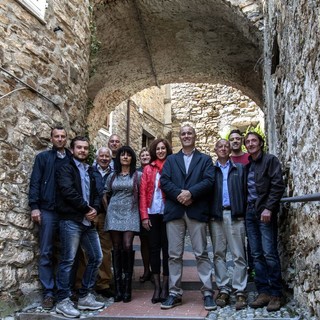 Costarainera: Amministrative di giugno, il Sindaco Antonello Gandolfo torna a candidarsi con la lista “Continuità e Rinnovamento” Costarainera: Amministrative di giugno, il Sindaco Antonello Gandolfo torna a candidarsi con la lista “Continuità e Rinnovamento”