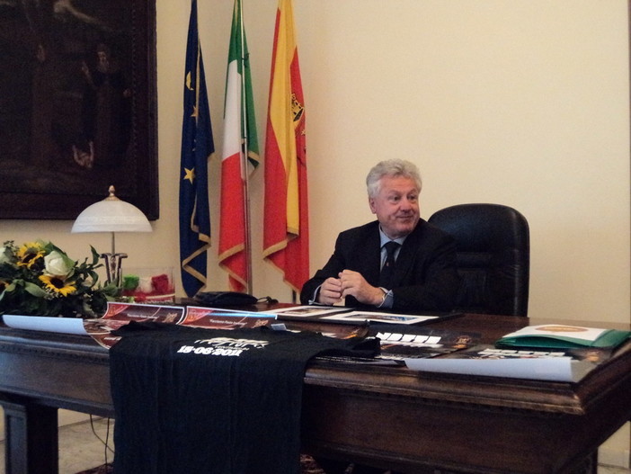 Ventimiglia: il Sindaco Scullino ha ritirato le dimissioni, il pensiero di Antonello Perozzi Ventimiglia: il Sindaco Scullino ha ritirato le dimissioni, il pensiero di Antonello Perozzi