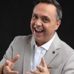 Roof Garden da tutto esaurito: Cirilli sold out e il Casinò rilancia con comicità, musica e varietà Roof Garden da tutto esaurito: Cirilli sold out e il Casinò rilancia con comicità, musica e varietà