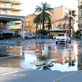 Caso parcheggi ex Mercato dei fiori a Vallecrosia: ecco la soluzione “Sosta gratis per i residenti” Caso parcheggi ex Mercato dei fiori a Vallecrosia: ecco la soluzione “Sosta gratis per i residenti”