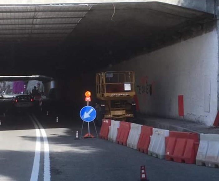Ventimiglia: riaperta al traffico la statale in prossimità del confine di ponte S. Ludovico Ventimiglia: riaperta al traffico la statale in prossimità del confine di ponte S. Ludovico