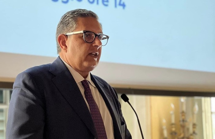 Verso le elezioni regionali. Qui centrodestra, dove Toti rivendica il timone e Claudio Scajola tesse le trame dei civici Verso le elezioni regionali. Qui centrodestra, dove Toti rivendica il timone e Claudio Scajola tesse le trame dei civici