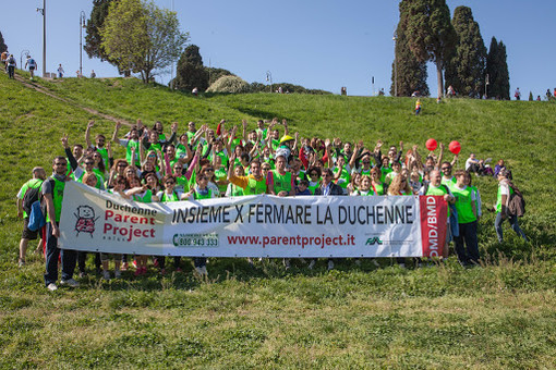 Conoscere la distrofia muscolare di Duchenne e Becker: cosa è e come si manifesta Conoscere la distrofia muscolare di Duchenne e Becker: cosa è e come si manifesta