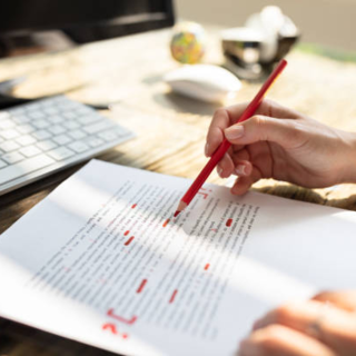 Prima di inviare: un controllo rapido per trovare errori con un grammar checker