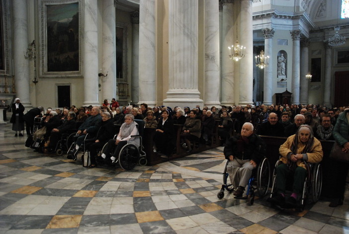 Imperia: si è svolta al Duomo la messa in occasione del Giubileo diocesano del malato (foto) Imperia: si è svolta al Duomo la messa in occasione del Giubileo diocesano del malato (foto)