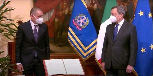 Andrea Costa si è insediato come Sottosegretario alla Salute, il plauso di Bissolotti e Artioli Andrea Costa si è insediato come Sottosegretario alla Salute, il plauso di Bissolotti e Artioli
