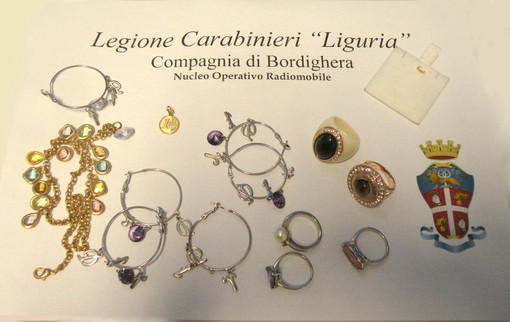 I gioielli rubati rimasti al momento senza padrone