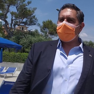 Vaccini: il colloquio con Toti "Scetticismo tra i giovani? Comprensibile visto il pasticcio fatto con Astrazeneca"