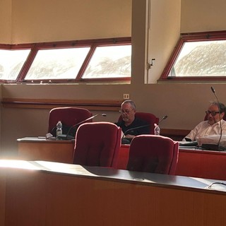 Taggia, in arrivo 9 nuovi parcometri: dubbi dell’opposizione sulle stime di incasso Taggia, in arrivo 9 nuovi parcometri: dubbi dell’opposizione sulle stime di incasso