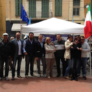 Bordighera: ultimo giorno di campagna elettorale, numerosi incontri quest'oggi per Novembre Bordighera: ultimo giorno di campagna elettorale, numerosi incontri quest'oggi per Novembre