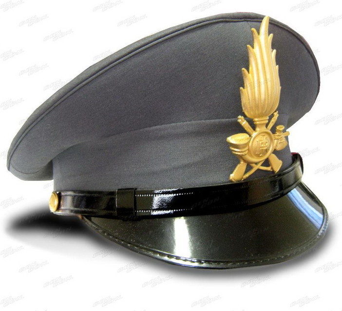 Pubblicato bando di concorso per diventare allievi marescialli nella Guardia di Finanza Pubblicato bando di concorso per diventare allievi marescialli nella Guardia di Finanza