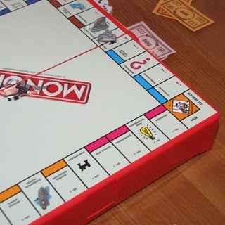 Tra grandi classici e ultime novità, ecco i giochi più trendy per questa estate Tra grandi classici e ultime novità, ecco i giochi più trendy per questa estate