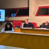 Taggia, bocciato l’emendamento di Federico sul degrado urbano: “Strade rotte e rinvii, questa è una scelta politica”