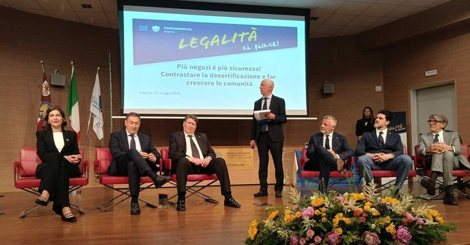 Legalità e sicurezza, l’allarme di Confcommercio: cresce la preoccupazione per le serrande abbassate (Video) Legalità e sicurezza, l’allarme di Confcommercio: cresce la preoccupazione per le serrande abbassate (Video)