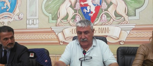 Elezioni comunali a Diano Marina. Intervista al Sindaco Giacomo Chiappori. "Non temo le nuove generazioni. Il rinvio a giudizio? Influenzerà il voto in senso positivo" Elezioni comunali a Diano Marina. Intervista al Sindaco Giacomo Chiappori. "Non temo le nuove generazioni. Il rinvio a giudizio? Influenzerà il voto in senso positivo"