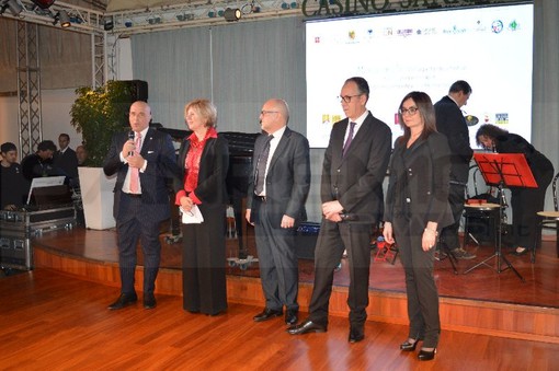 Sanremo: gran gala 'Collisioni' al Casinò, tra musica e chef stellati Liguria e Piemonte si incontrano a tavola in attesa del Festival 2016