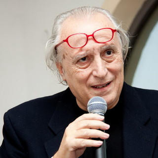 Ospedaletti: sabato prossimo alla biblioteca civica l'incontro 'E' tempo di libri' con Giuseppe Conte Ospedaletti: sabato prossimo alla biblioteca civica l'incontro 'E' tempo di libri' con Giuseppe Conte