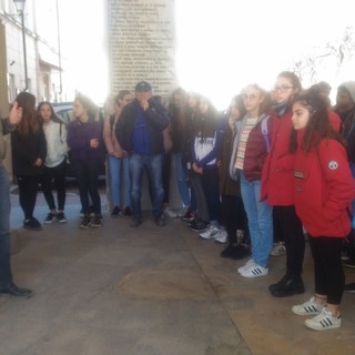 Vallecrosia: scuola media in visita al museo della resistenza di Boves, il racconto della giornata Vallecrosia: scuola media in visita al museo della resistenza di Boves, il racconto della giornata