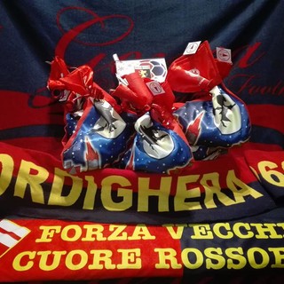 Bordighera: epifania, il Genoa Club porta delle calze cariche di dolci ai bimbi del Ospedale Borea di Sanremo