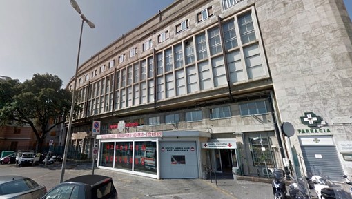 Genova: sospetto caso di meningite batterica, 24enne ricoverato nel reparto di malattie infettive al Galliera