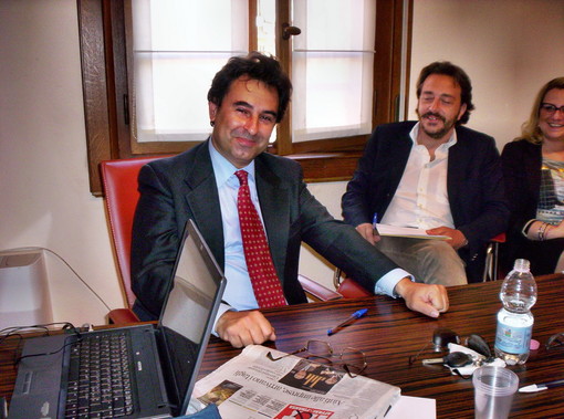 Il contratto di rete per essere più competitivi, un incontro formativo alla CCIAA per la crescita delle PMI Il contratto di rete per essere più competitivi, un incontro formativo alla CCIAA per la crescita delle PMI