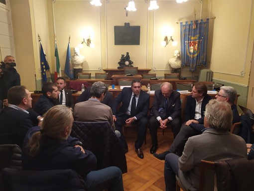 Il Presidente della Regione a gamba tesa sul Governo: "I contributi previsti sono una umiliante sottovalutazione"