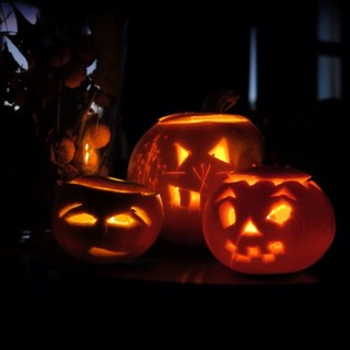 A Rezzo torna la "Festa delle Babacce": le zucche che ridono