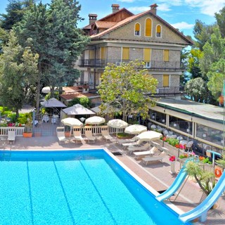 Ventimiglia perde lo storico hotel La Riserva di Castel D'Appio, il consiglio comunale approva lo svincolo alberghiero
