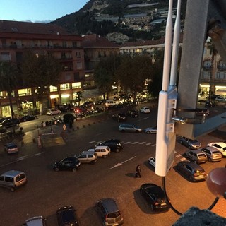 Si amplia il servizio Ventimiglia WiFi, attivato hot spot in piazza del Comune Si amplia il servizio Ventimiglia WiFi, attivato hot spot in piazza del Comune