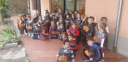 Sanremo: Festa di Holleween questa mattinai alla  scuola d'Infanzia di Poggio (foto)